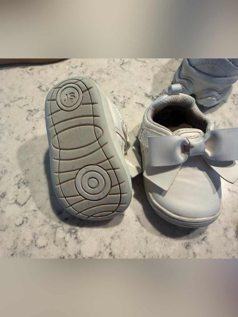 Stride Rite - Picture 4 of 4
